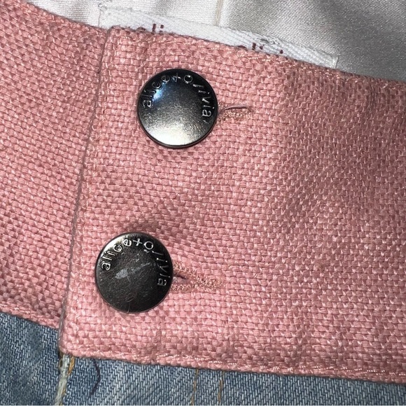 Alice + Olivia Mid-Rise Light Wash Wide Leg Jeans Size 10 Designer Retro Revolve - Picture 6 of 14